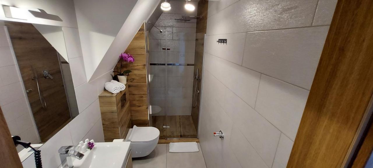 Skalna Chata 200M Do Term Bania Bialka Tatrzanska Exteriör bild